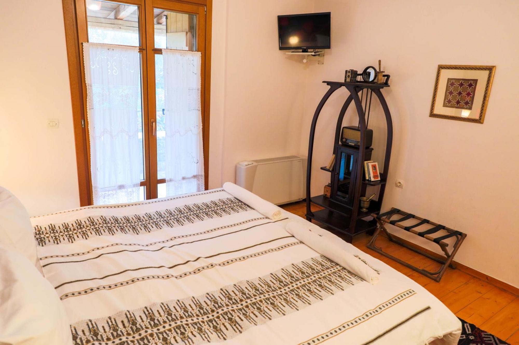 Hotel Papanikola Piána Kamer foto