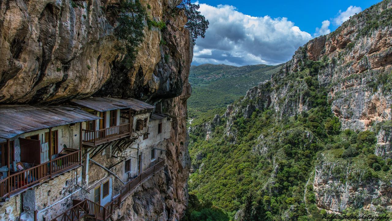 Hotel Papanikola Piána Buitenkant foto